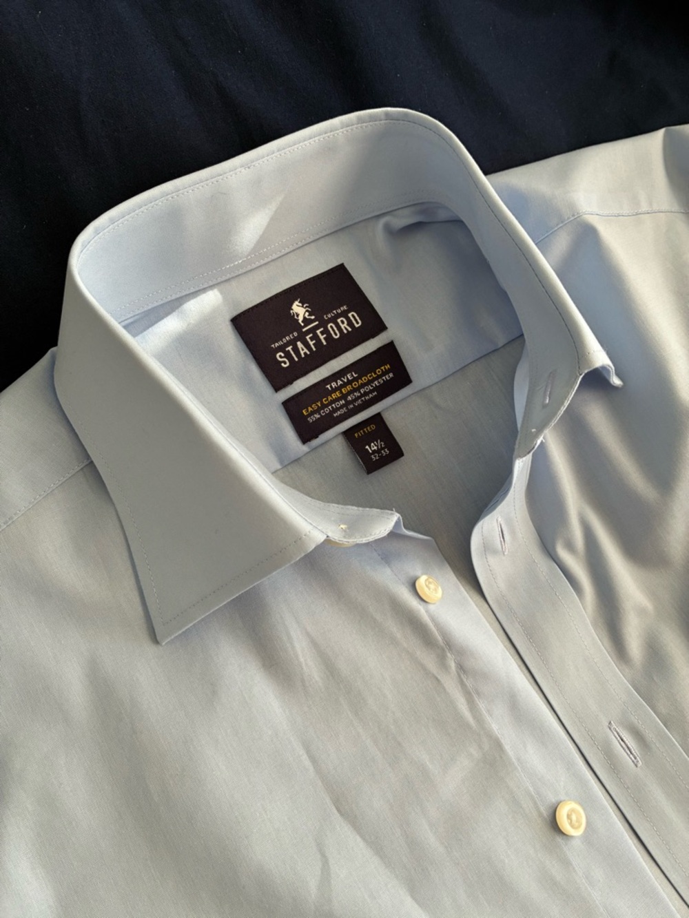 Stafford Men's Sky Blue Travel Dress Shirt